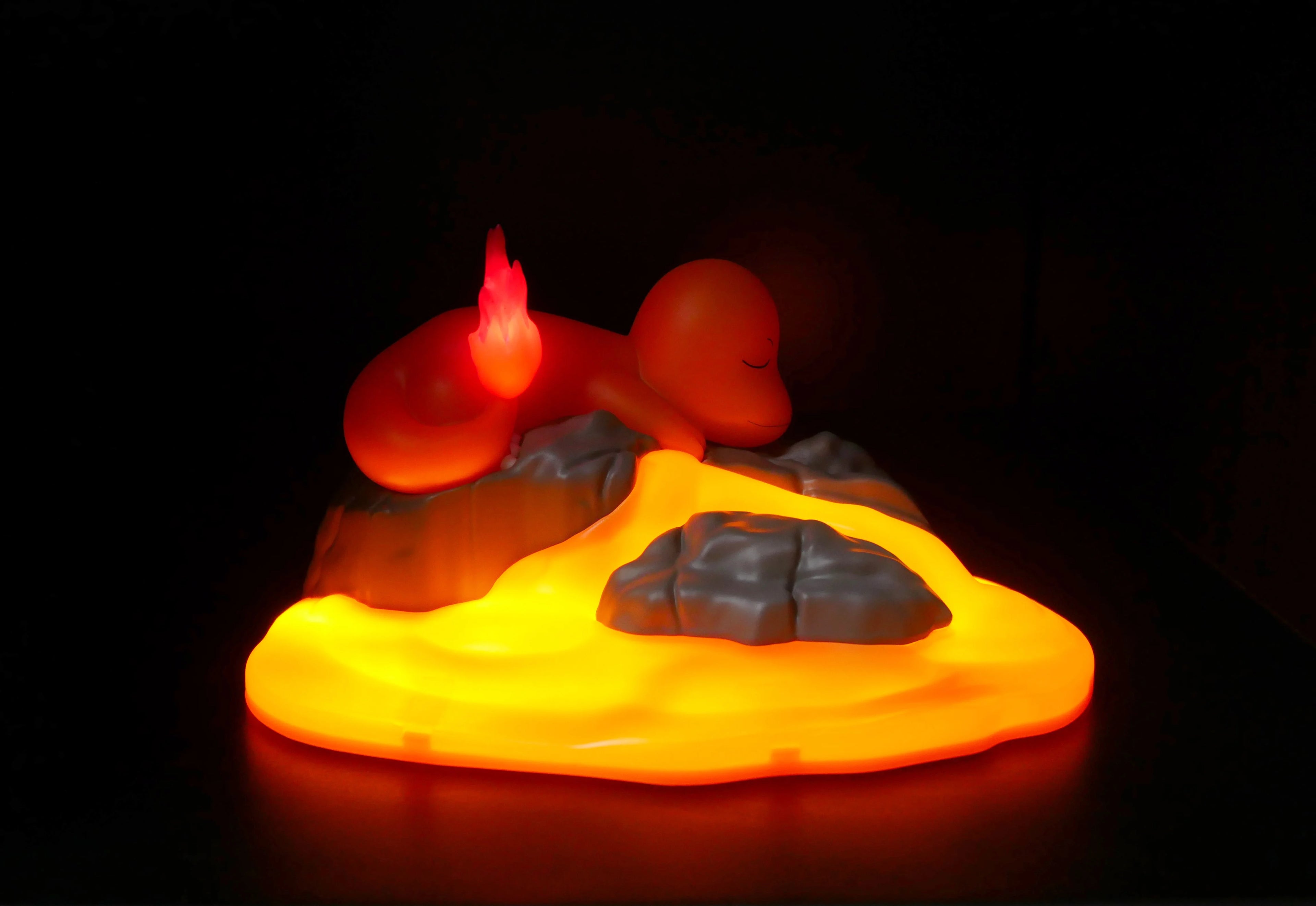 Chamander - LED Light-Up Scene